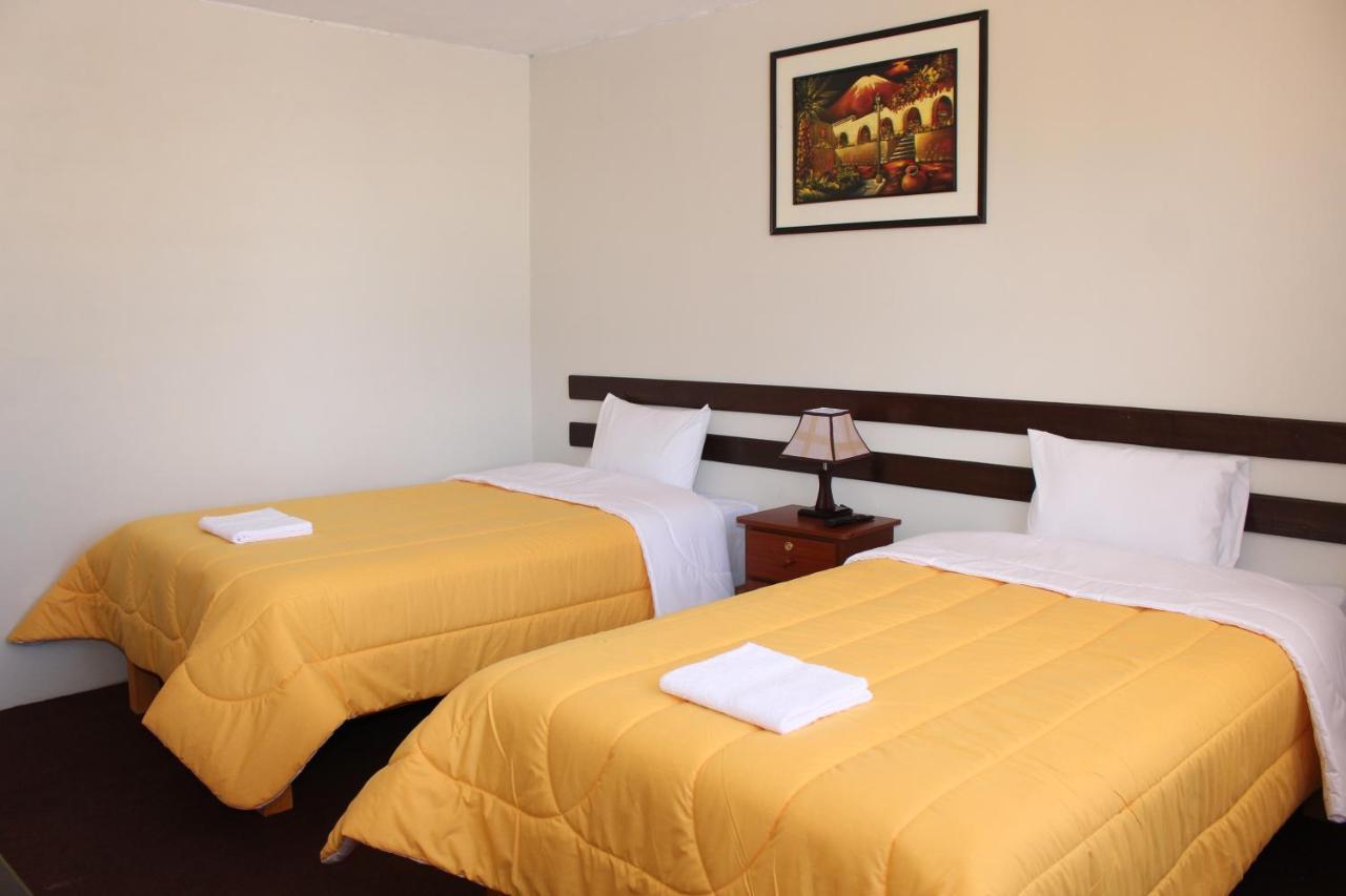 Colca Land Hostal Chivay Esterno foto