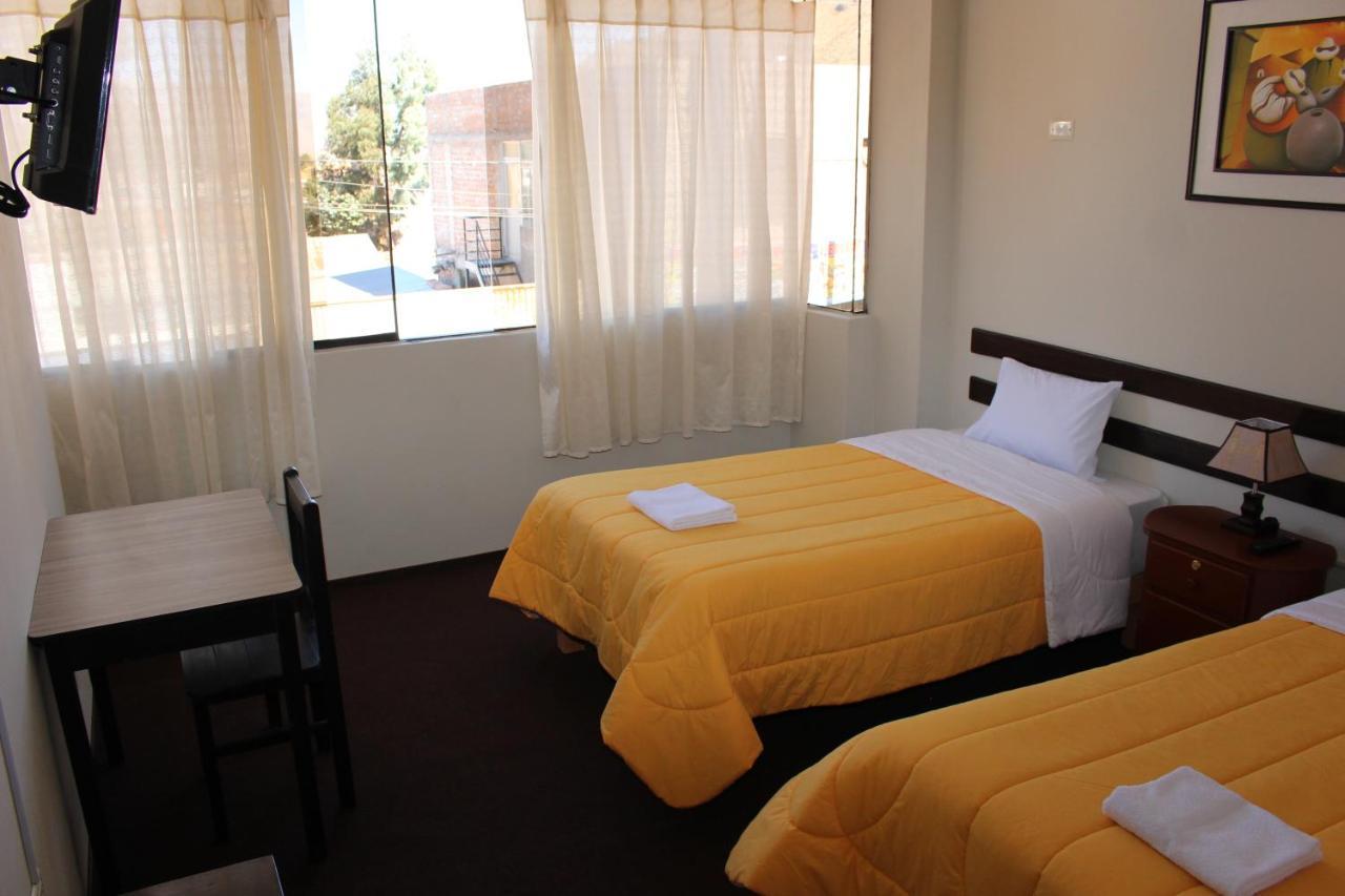 Colca Land Hostal Chivay Esterno foto